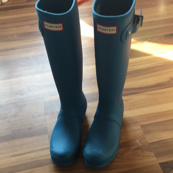 Boots - Picture 2 of 8